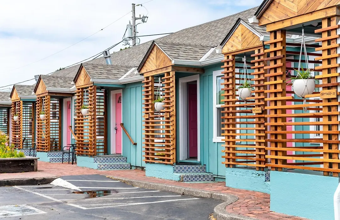 Inn At Haystack Rock-1