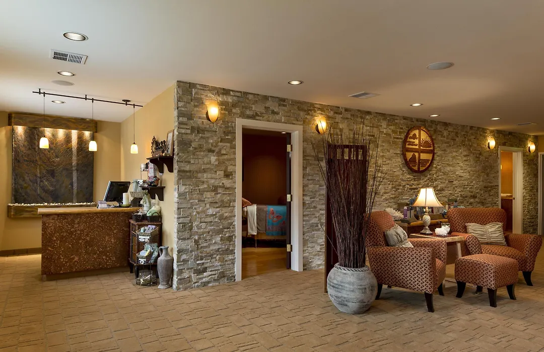 Hallmark Resort In Cannon Beach-1