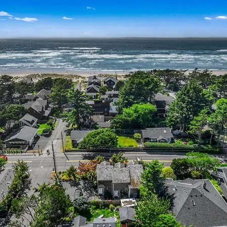 Beaches Inn Townhomes-2