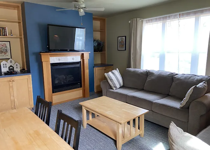 Sea Breeze Court Hotel Cannon Beach